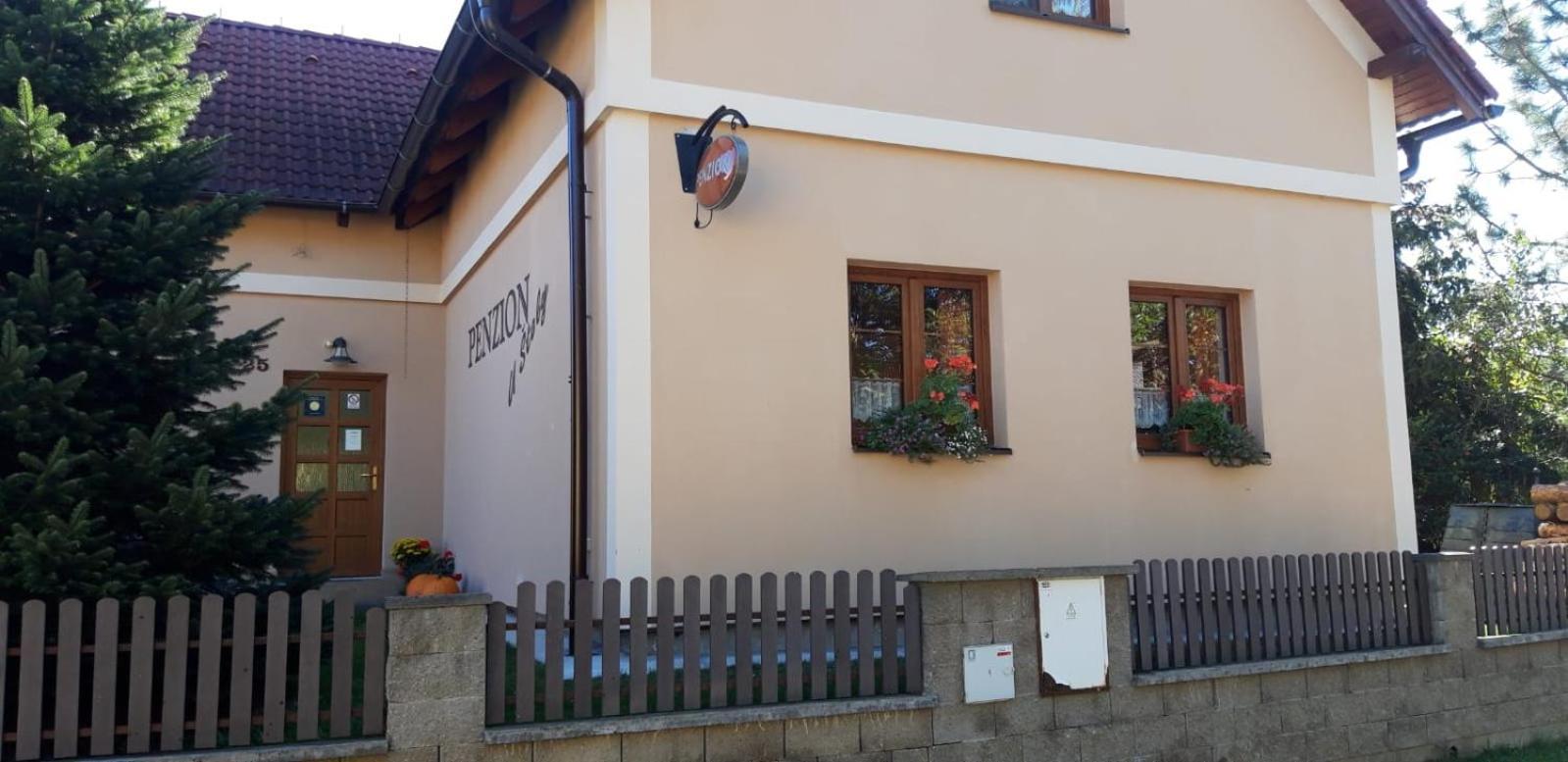 Penzion U Stoly Usilne Luaran gambar
